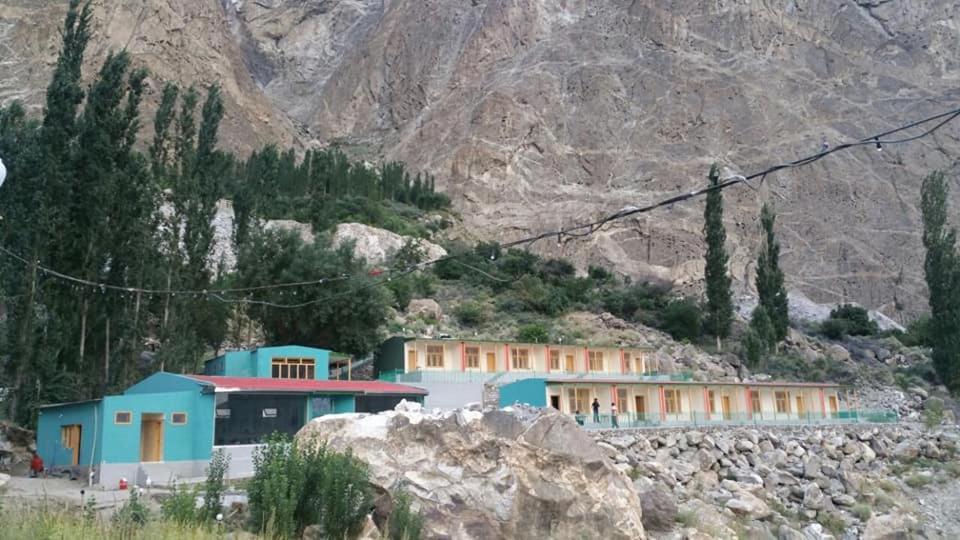 Eden Lake View Hotel Karimabad  Exterior foto