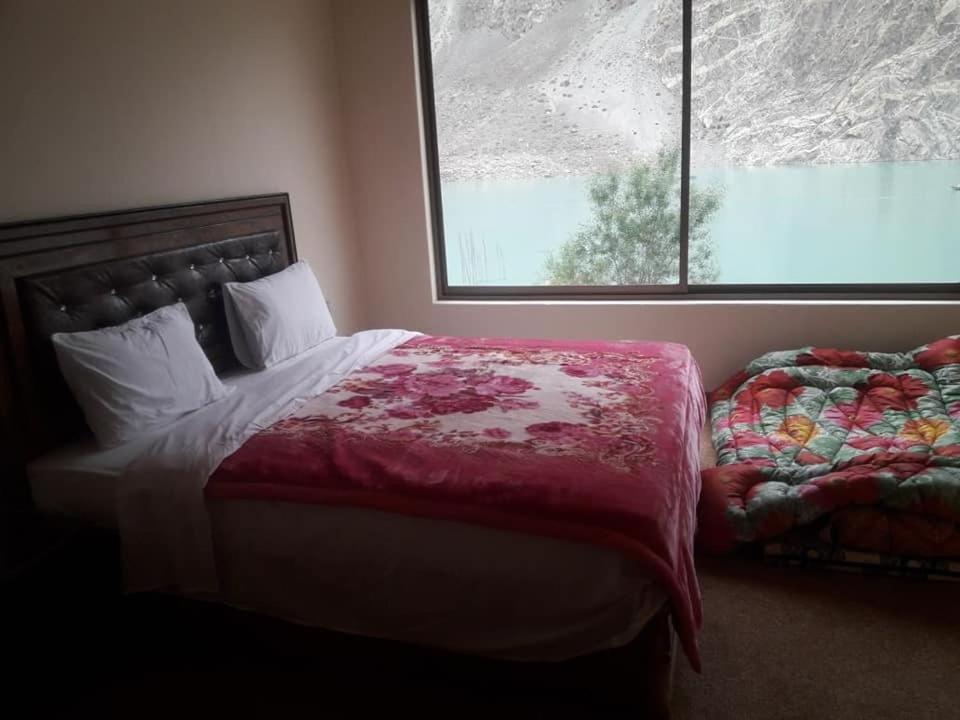 Eden Lake View Hotel Karimabad  Exterior foto